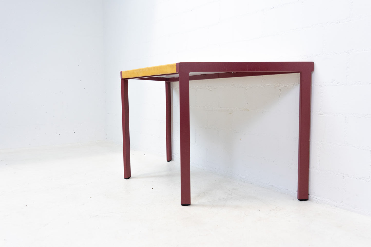 Embru Tisch Holz Metall Nr. 2