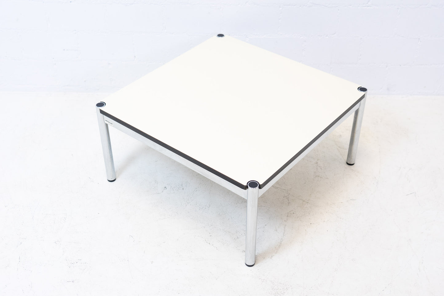 USM Haller Couchtisch 75x75 cm