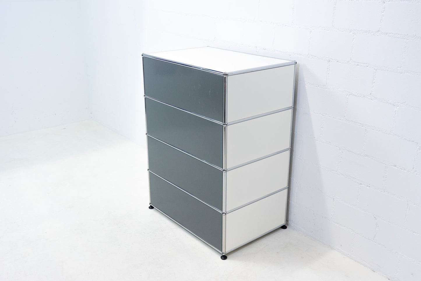 USM Haller Highboard Reinweiss-Mittelgrau Nr. 3