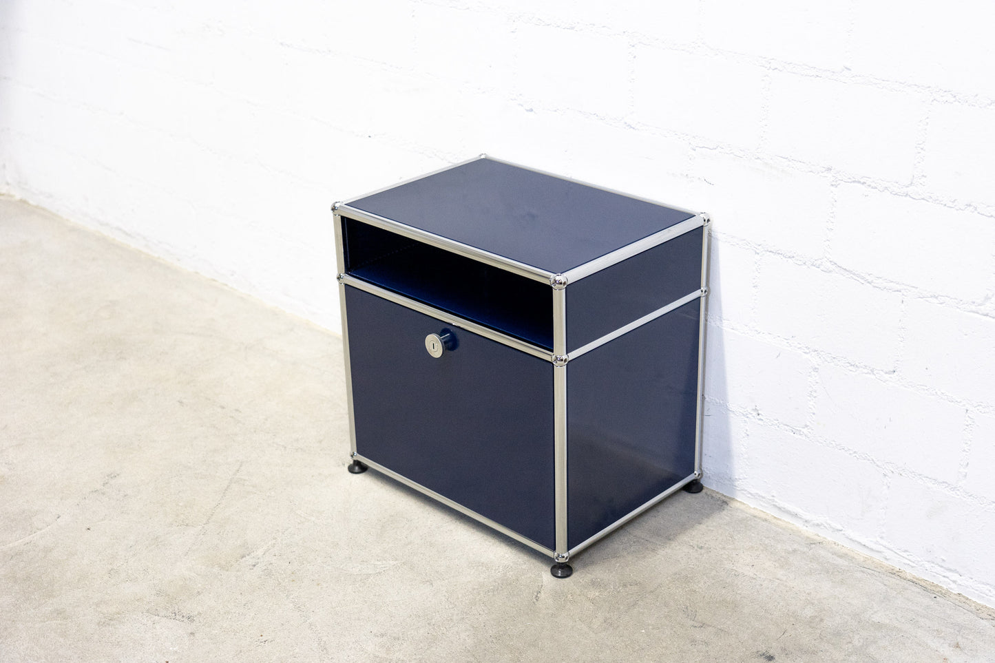 USM Haller Highboard Stahlblau Nr. 1