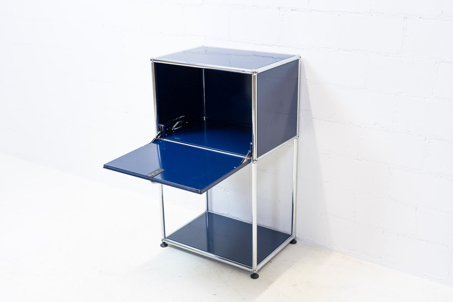 USM Haller Highboard Stahlblau Nr. 2