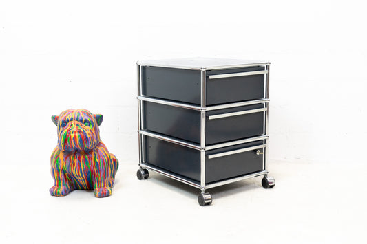 USM Haller Korpus Anthrazitgrau Nr. 14