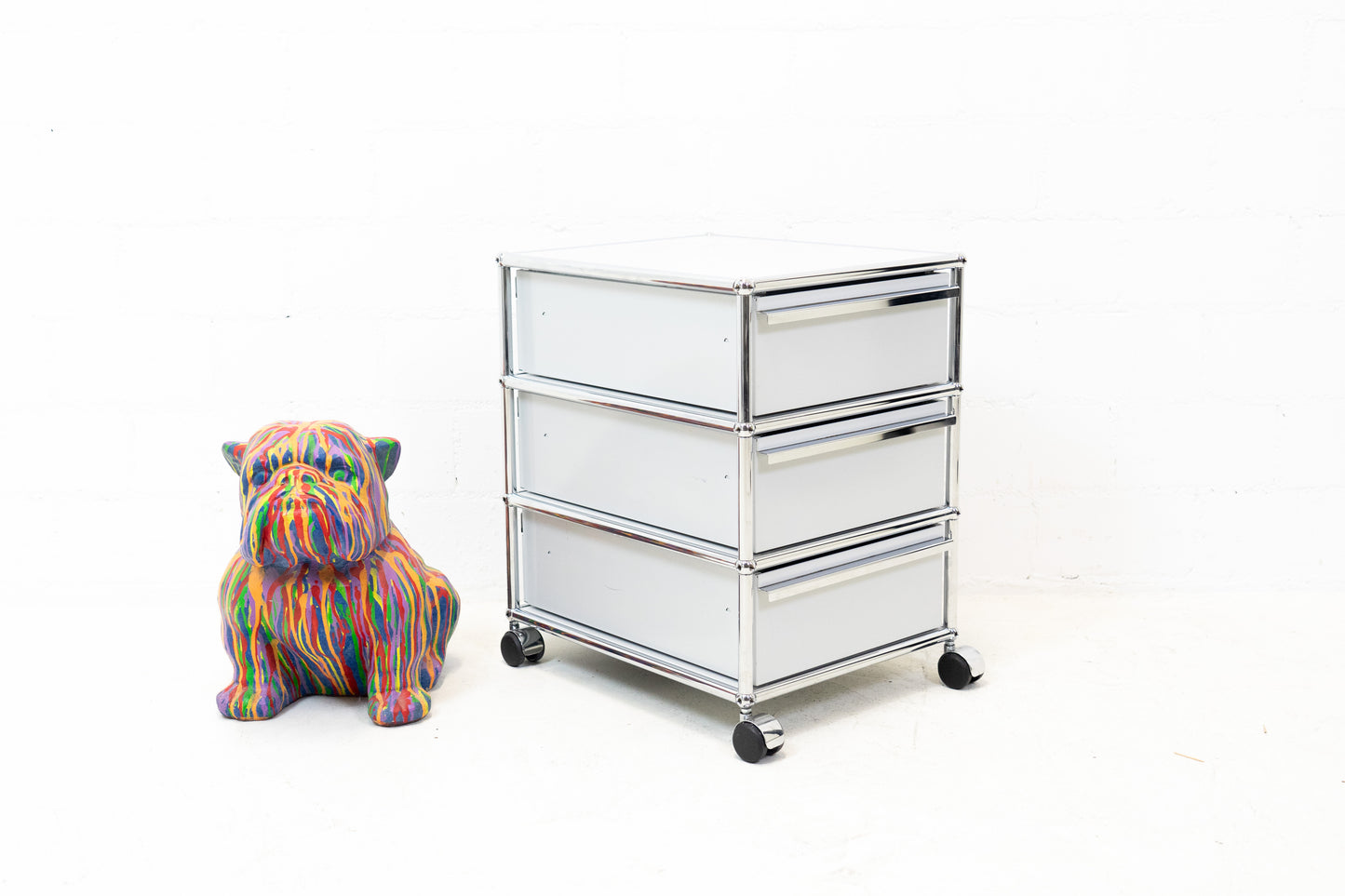 USM Haller Korpus Lichtgrau Nr. 7