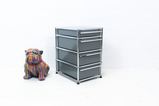 USM Haller Korpus Mittelgrau Nr. 3