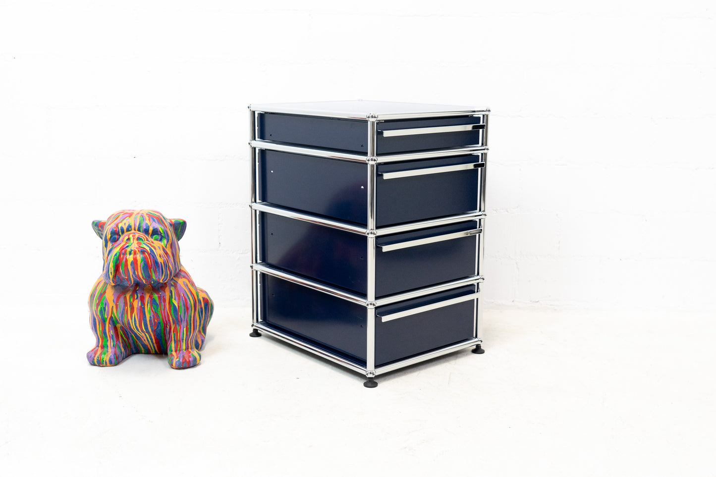 USM Haller Korpus Stahlblau Nr. 3