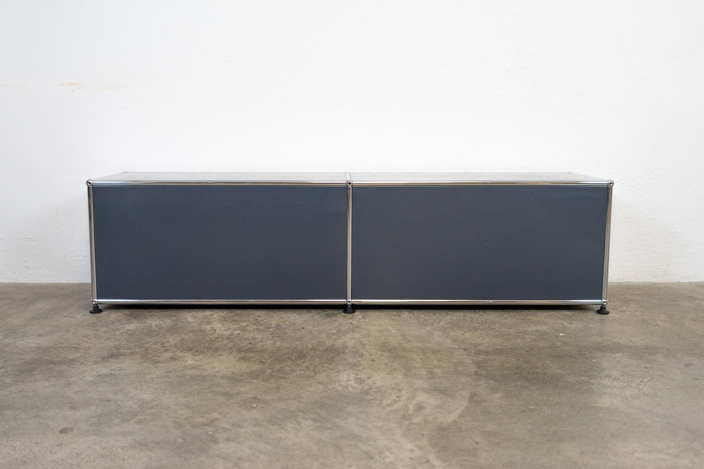 USM Haller Lowboard Anthrazitgrau Nr. 13