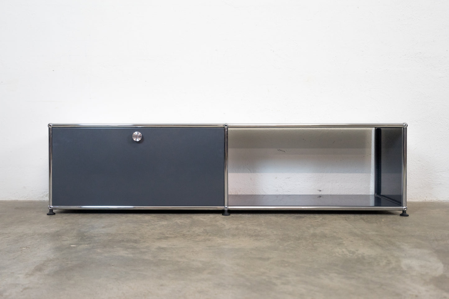 USM Haller Lowboard Anthrazitgrau Nr. 16