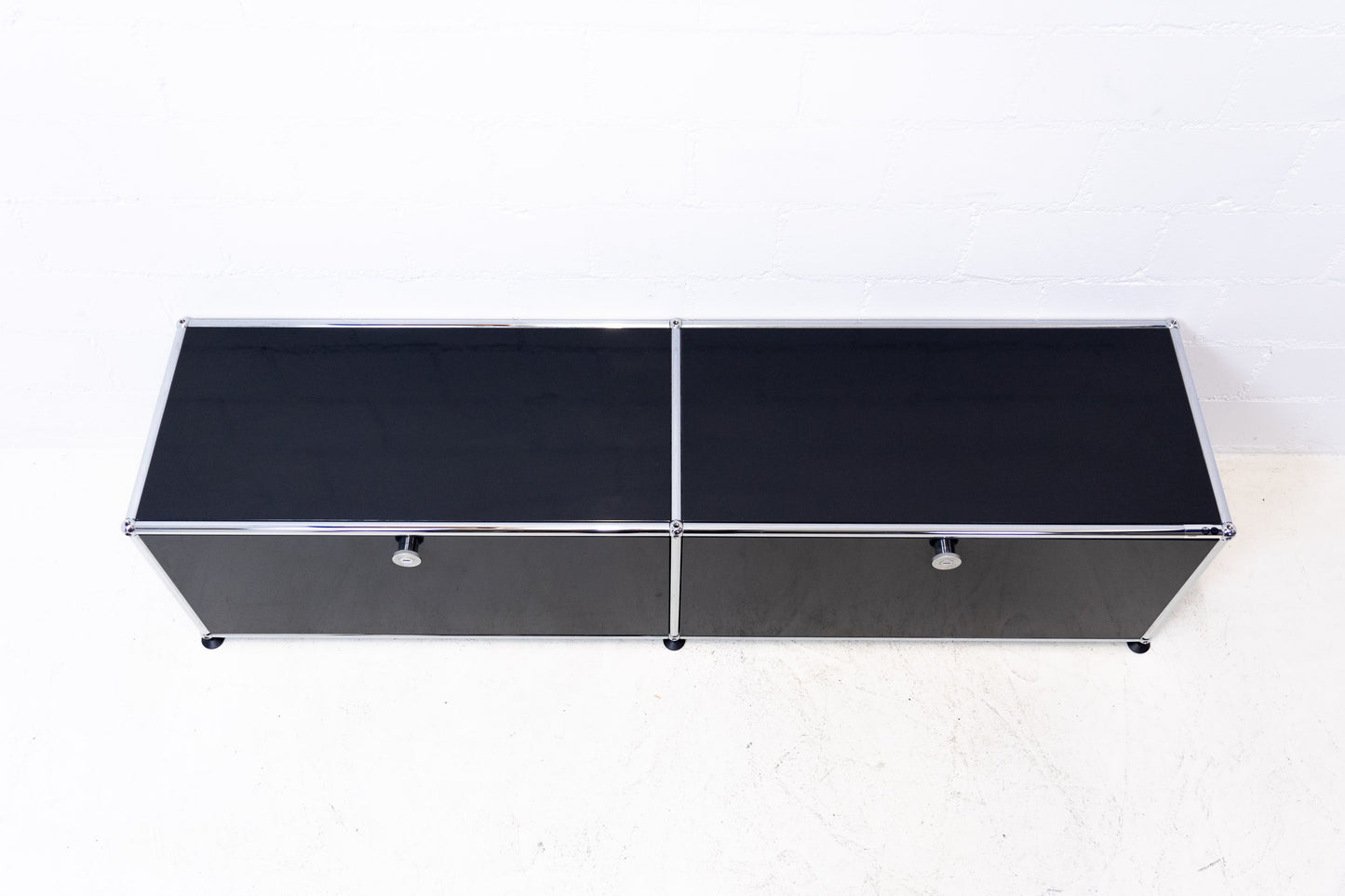 USM Haller Lowboard Gaphit Schwarz Nr. 10