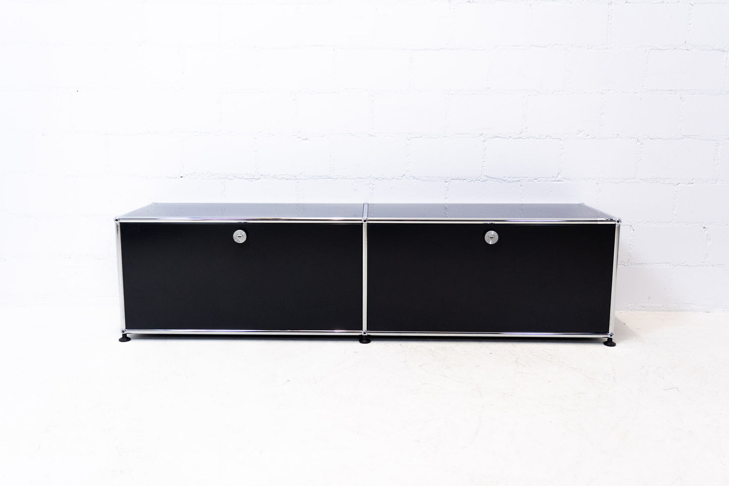 USM Haller Lowboard Gaphit Schwarz Nr. 10