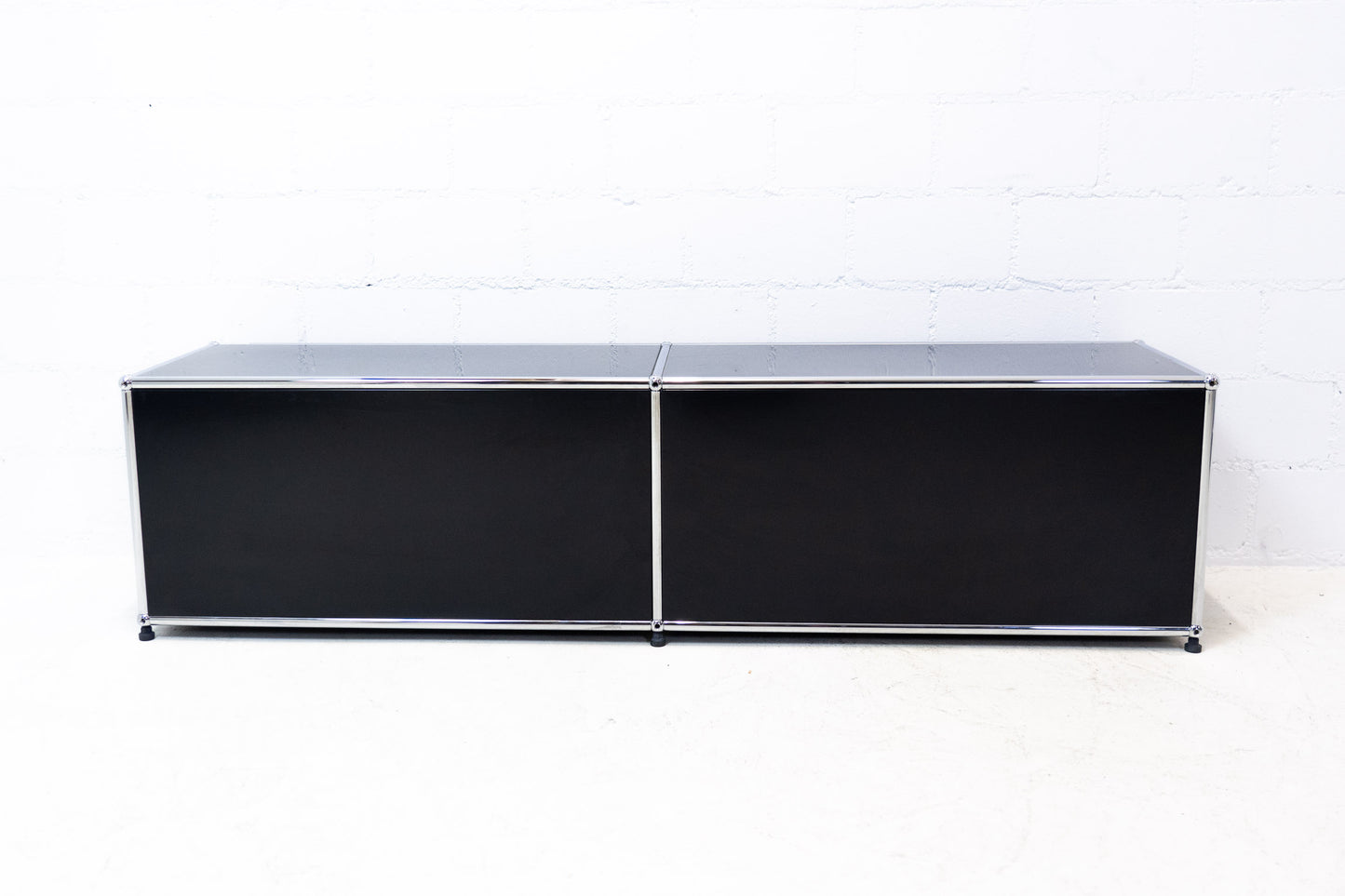 USM Haller Lowboard Gaphit Schwarz Nr. 10