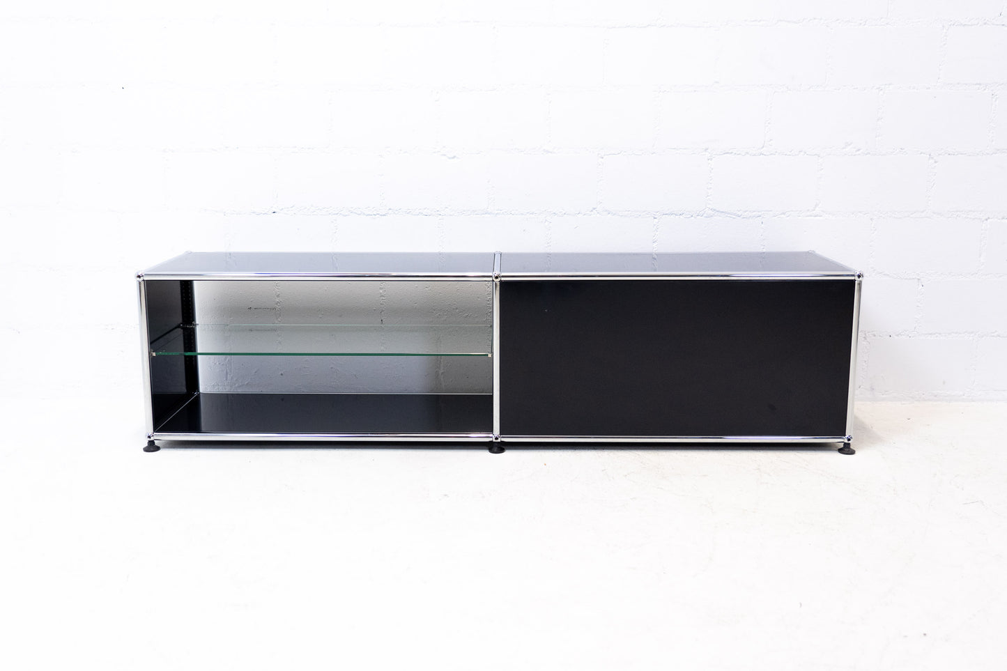 USM Haller Lowboard Gaphit Schwarz Nr. 11