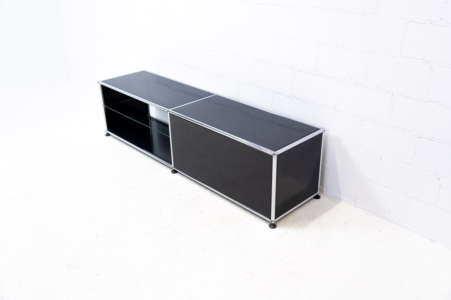USM Haller Lowboard Gaphit Schwarz Nr. 11