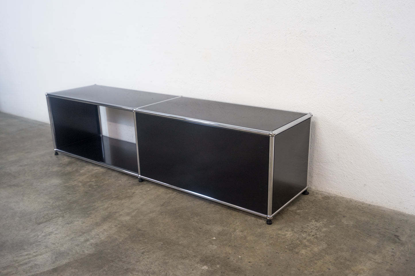 USM Haller Lowboard Gaphit Schwarz Nr. 8