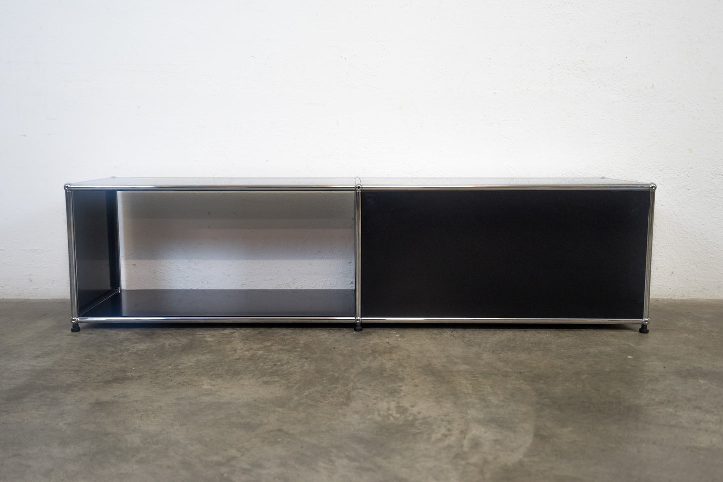 USM Haller Lowboard Gaphit Schwarz Nr. 8