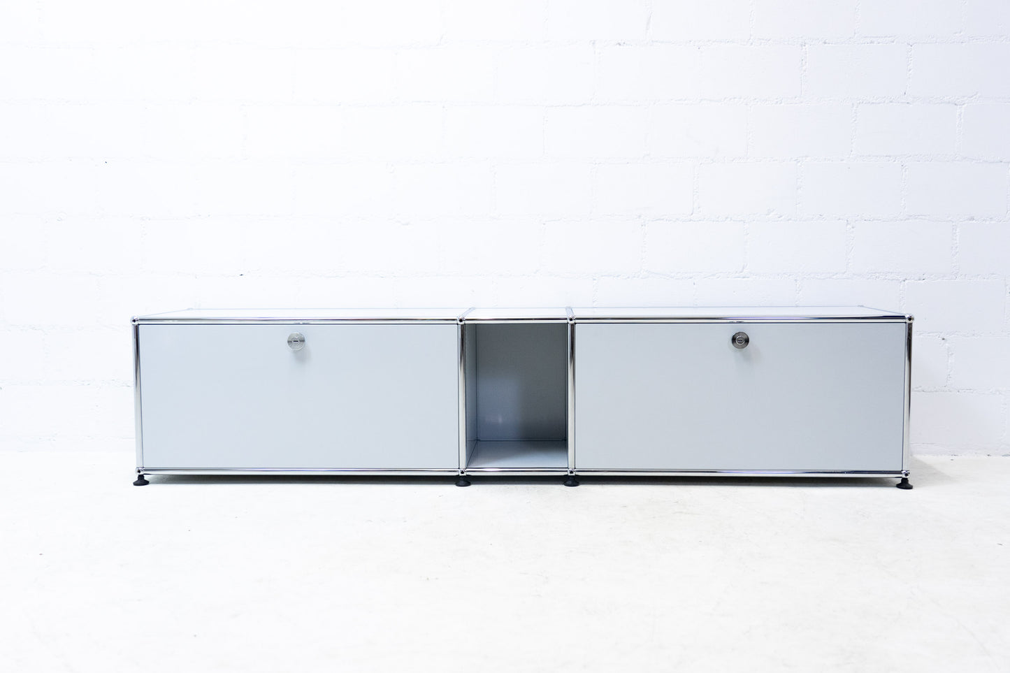 USM Haller Lowboard Lichtgrau Nr. 40