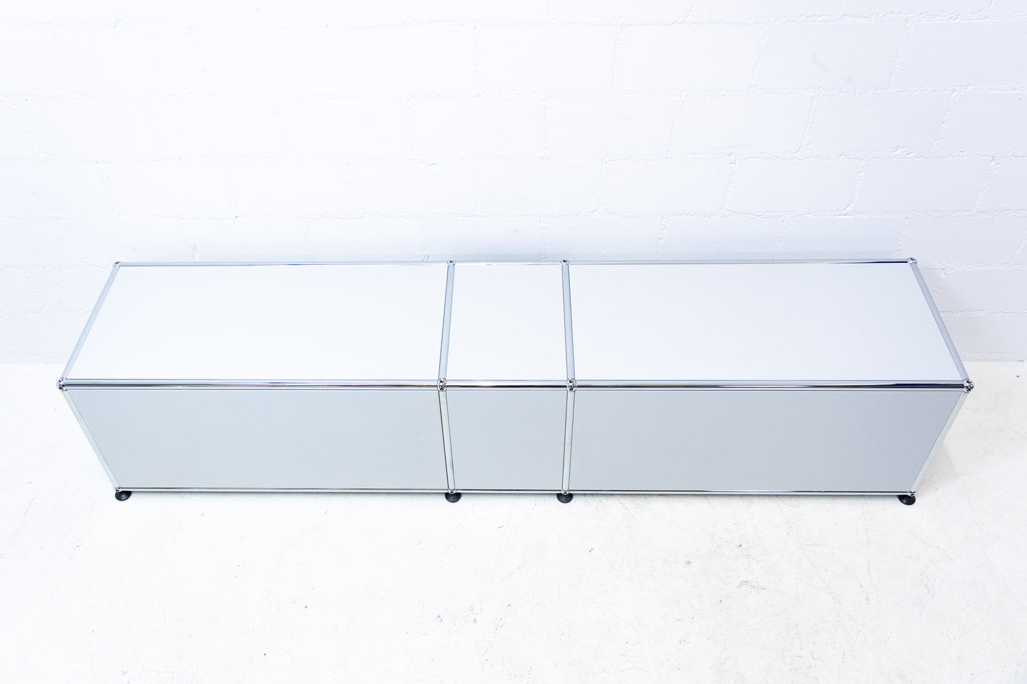 USM Haller Lowboard Lichtgrau Nr. 40