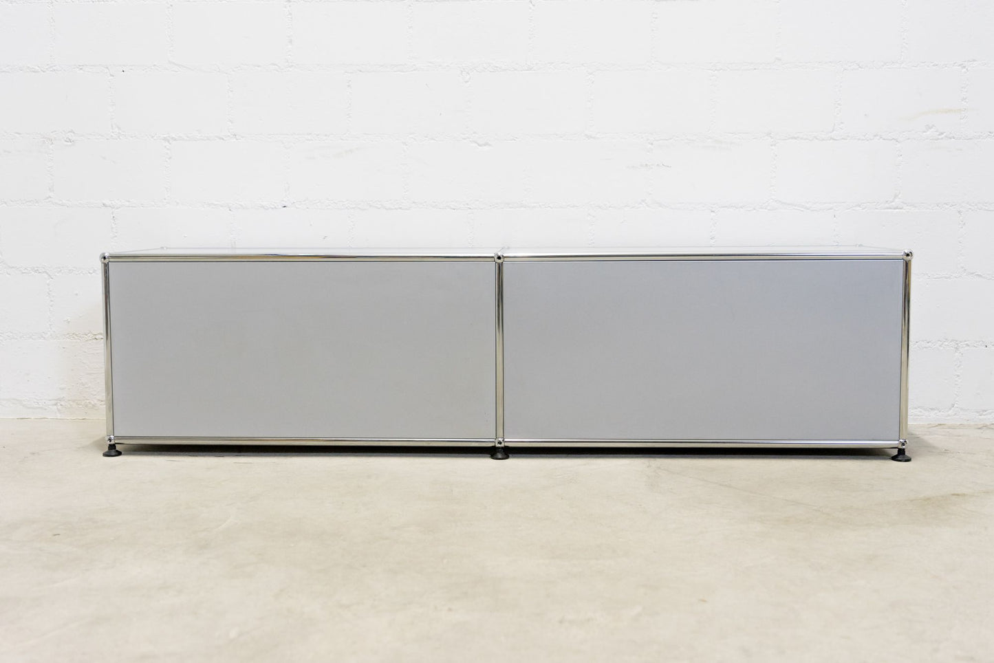 USM Haller Lowboard Mattsilber Nr. 11