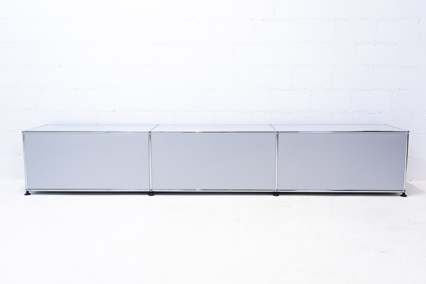 USM Haller Lowboard Mattsilber Nr. 12