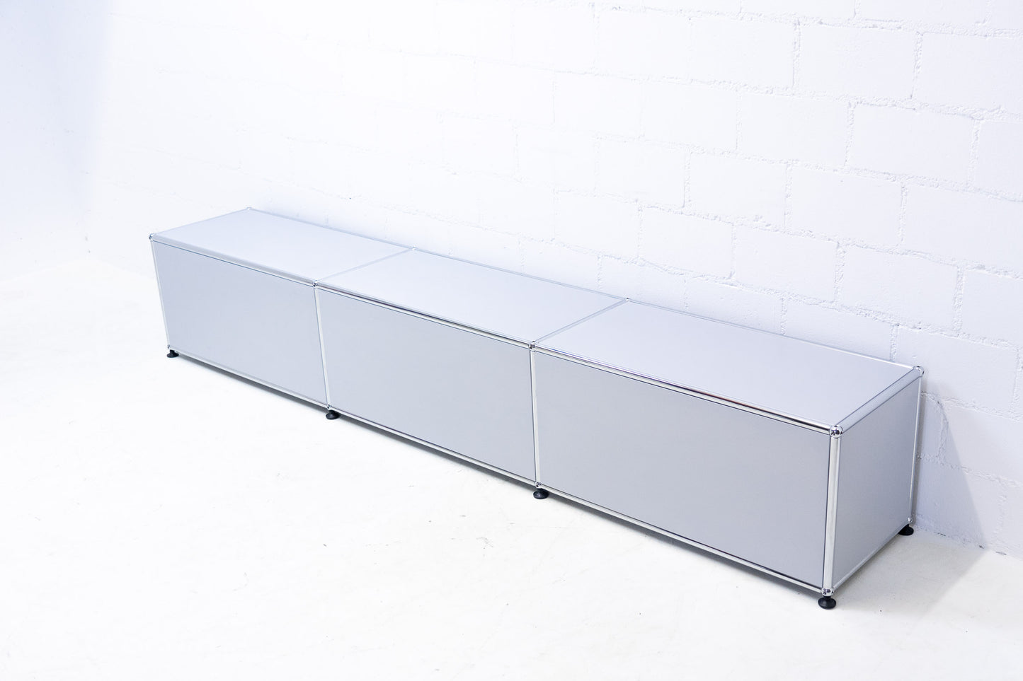 USM Haller Lowboard Mattsilber Nr. 12