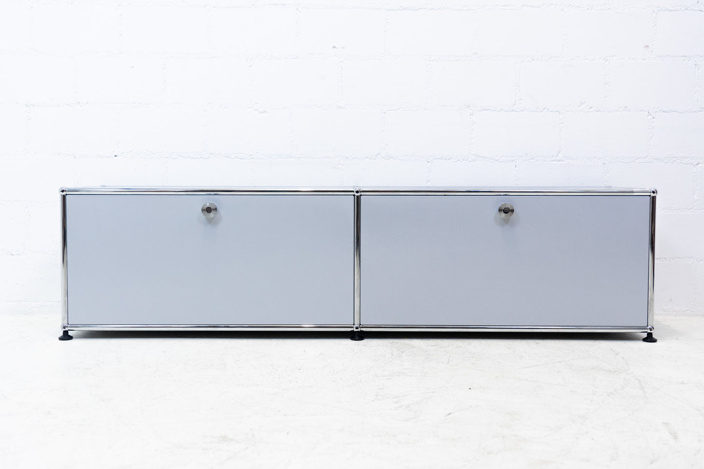 USM Haller Lowboard Mattsilber Nr. 14
