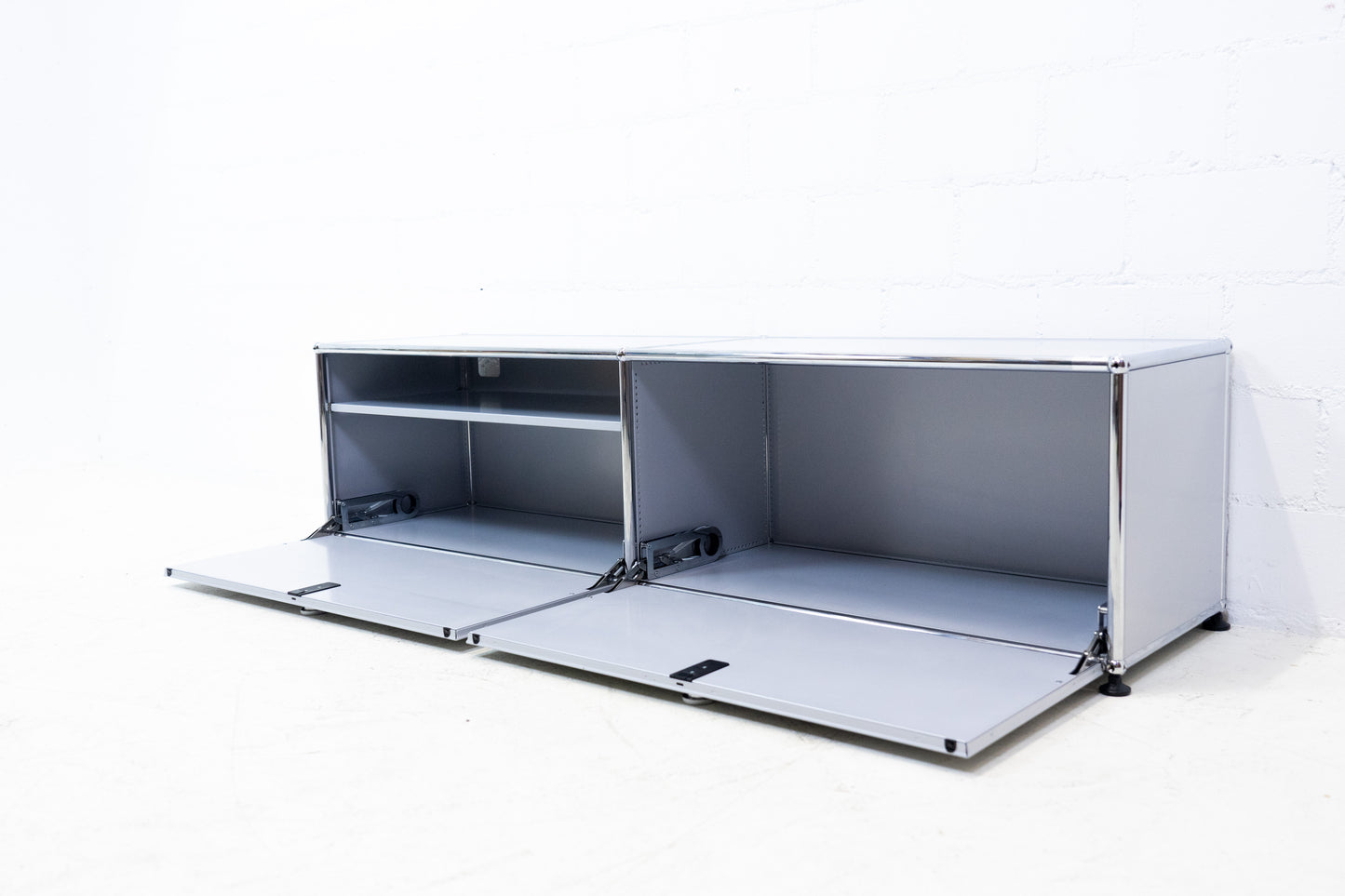 USM Haller Lowboard Mattsilber Nr. 14