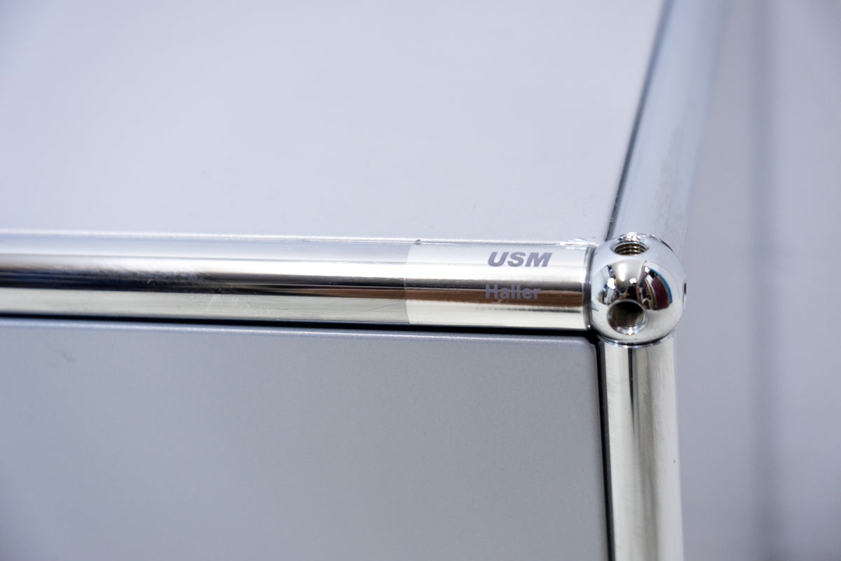 USM Haller Lowboard Mattsilber Nr. 14