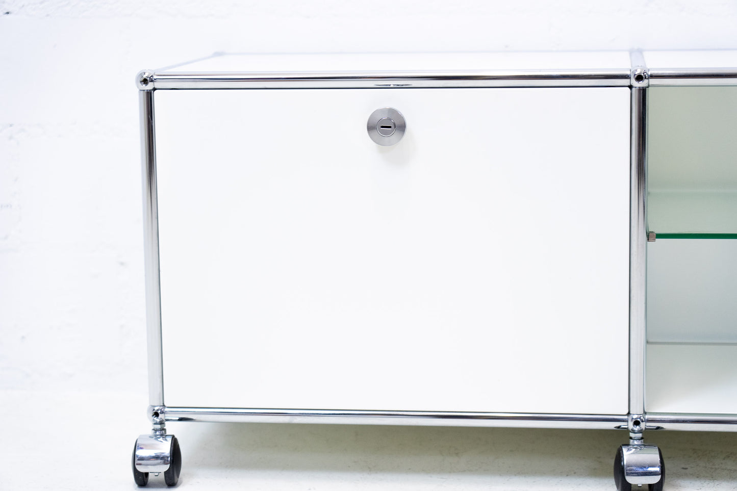 USM Haller Lowboard Reinweiss Nr. 6