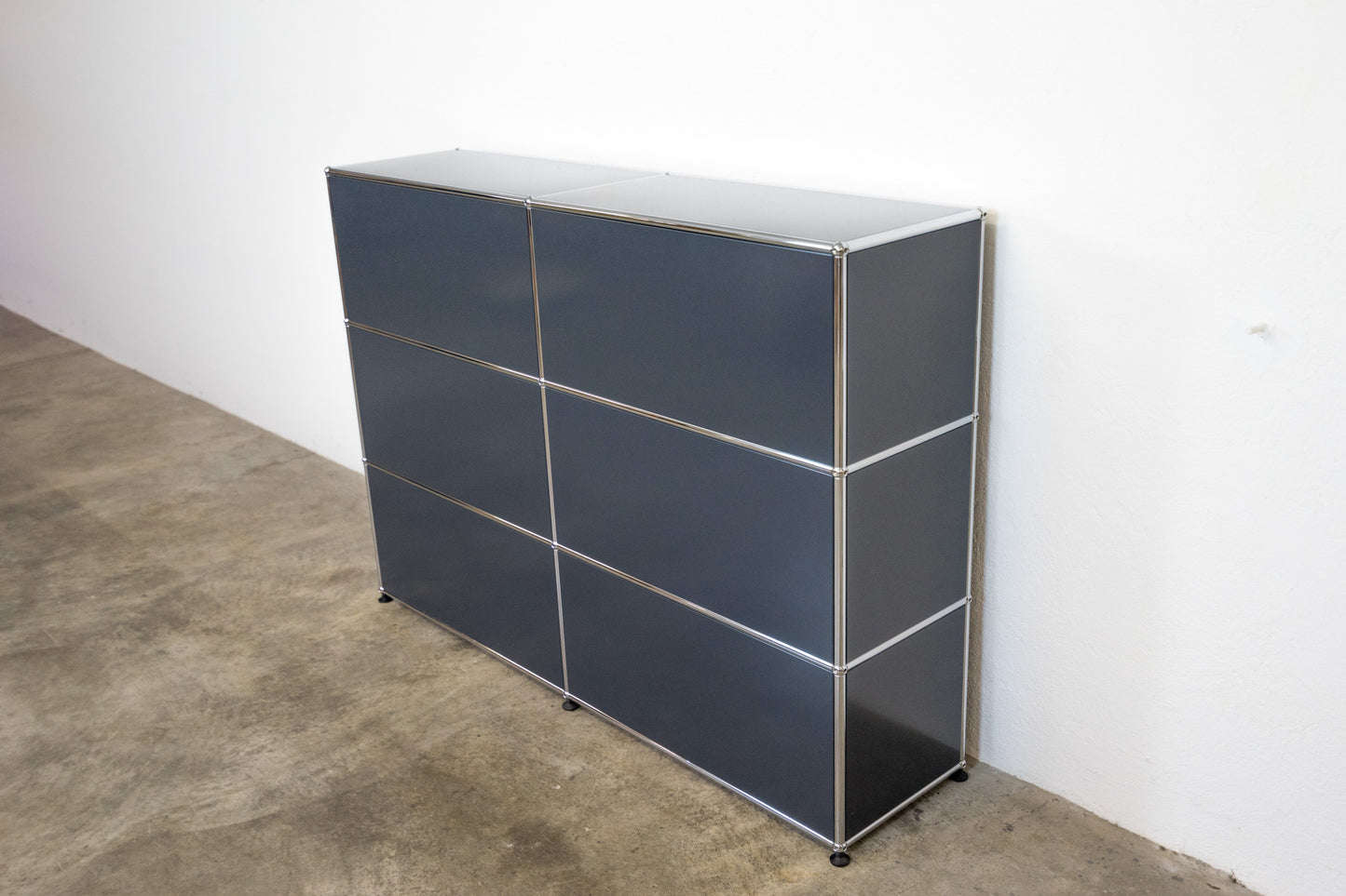 USM Haller Sideboard Anthrazitgrau Nr. 18