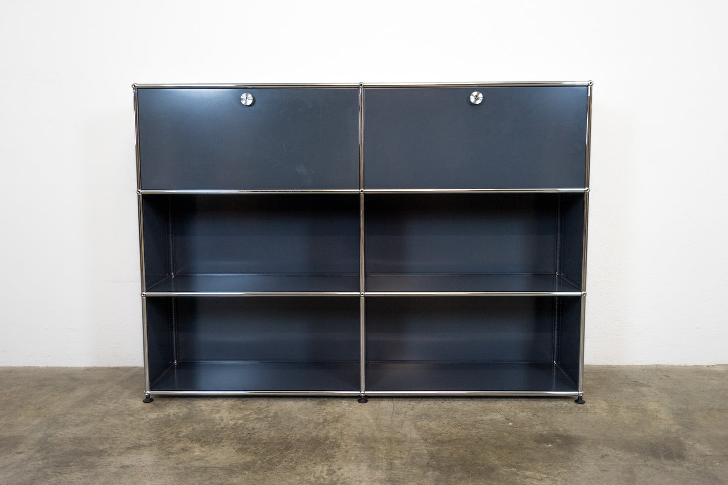 USM Haller Sideboard Anthrazitgrau Nr. 18