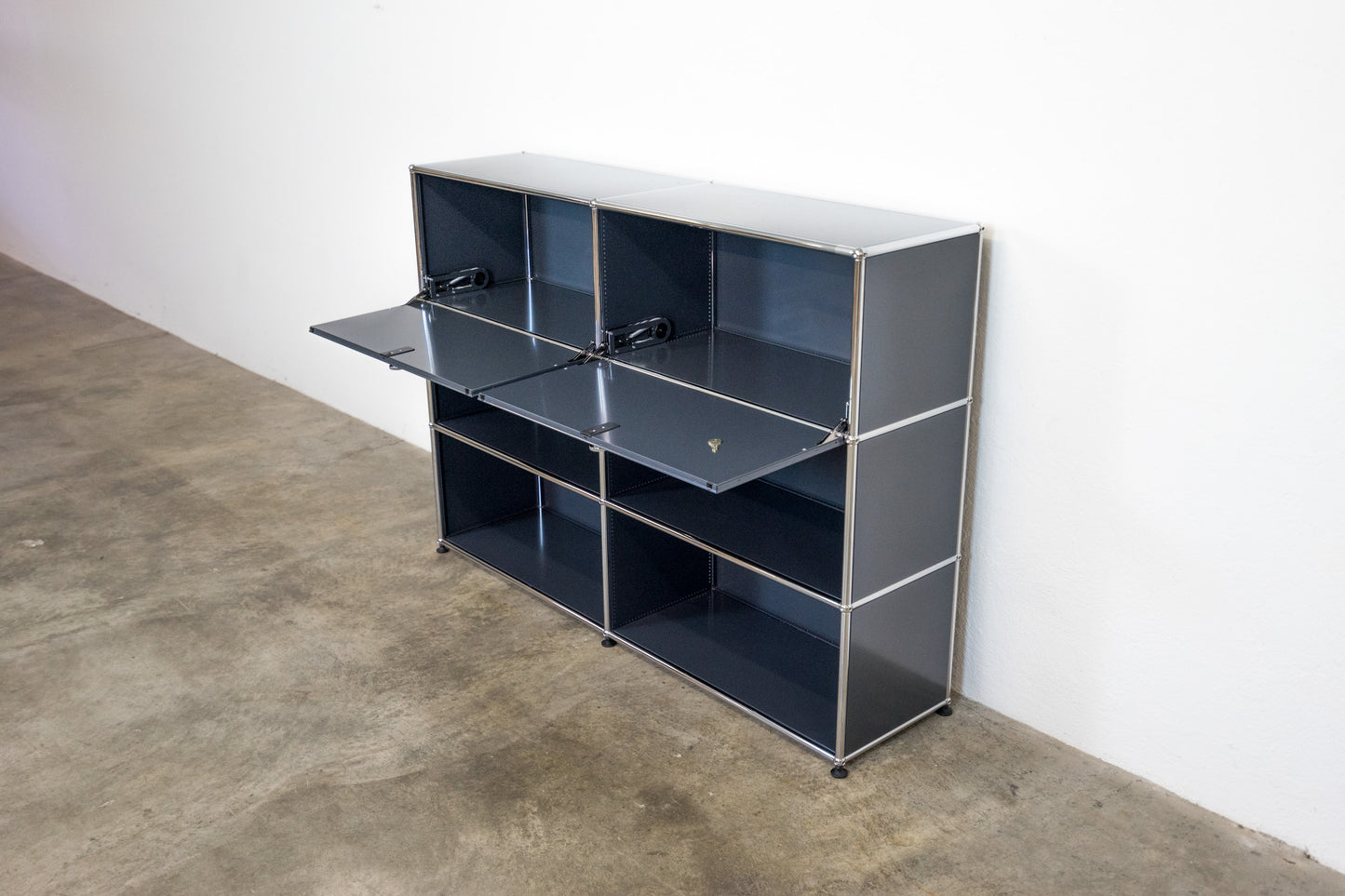 USM Haller Sideboard Anthrazitgrau Nr. 18