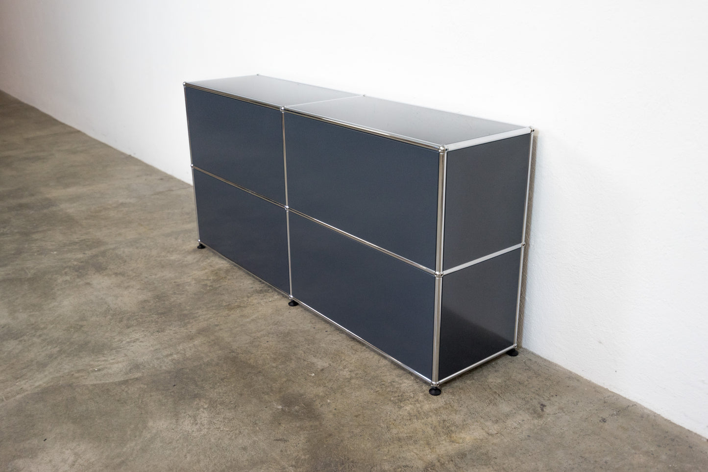 USM Haller Sideboard Anthrazitgrau Nr. 25