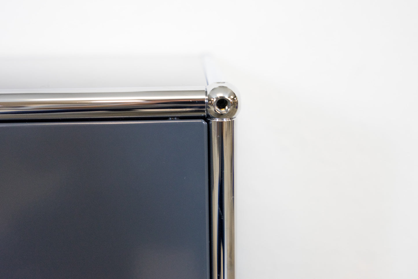 USM Haller Sideboard Anthrazitgrau Nr. 25