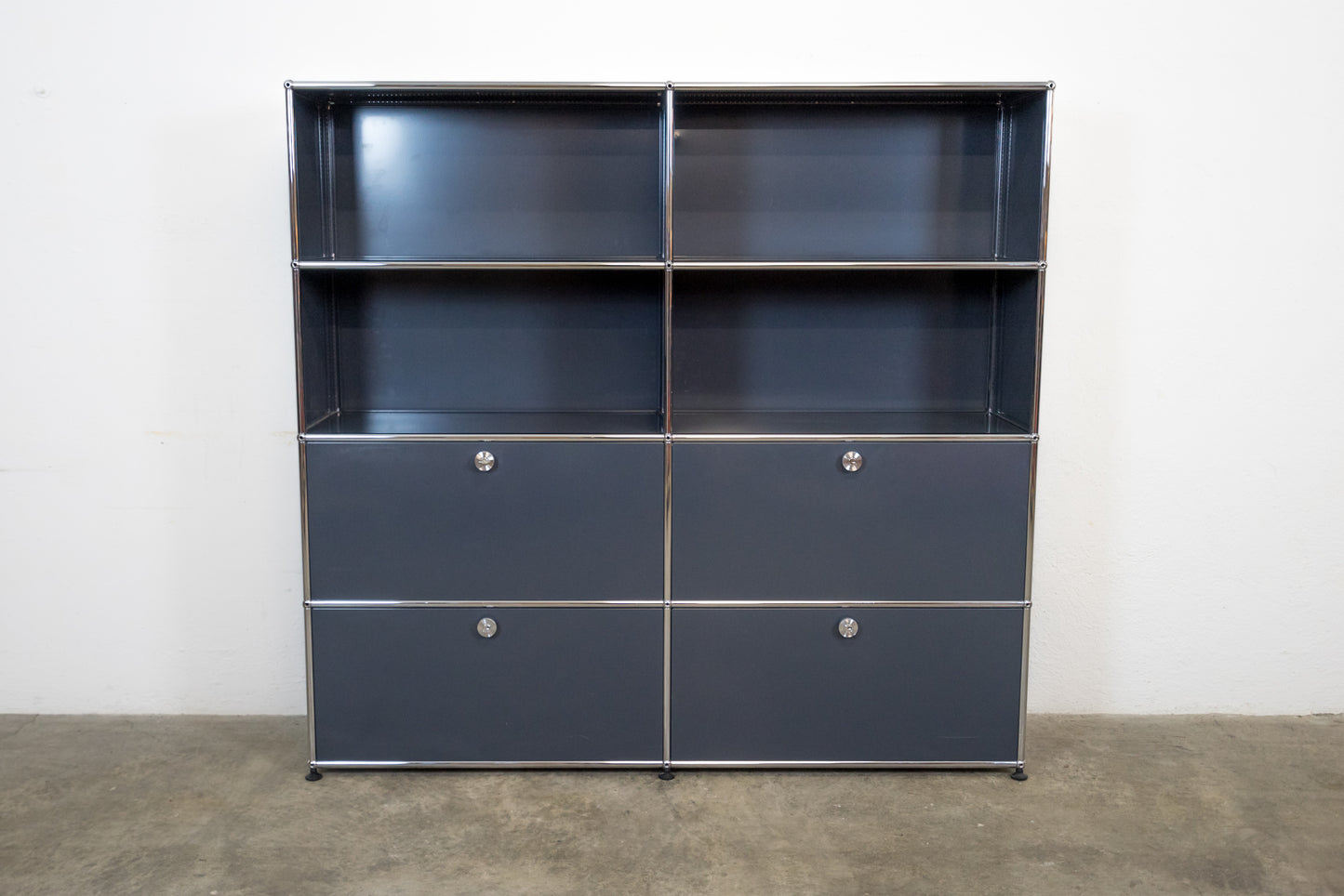 USM Haller Sideboard Anthrazitgrau Nr. 36