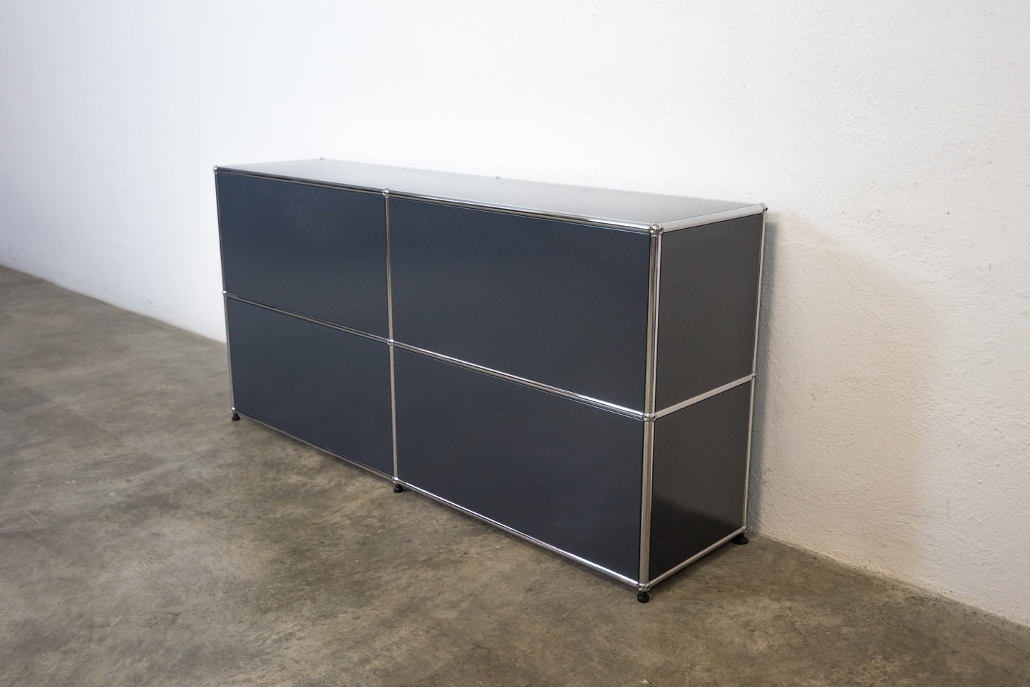 USM Haller Sideboard Anthrazitgrau Nr. 38