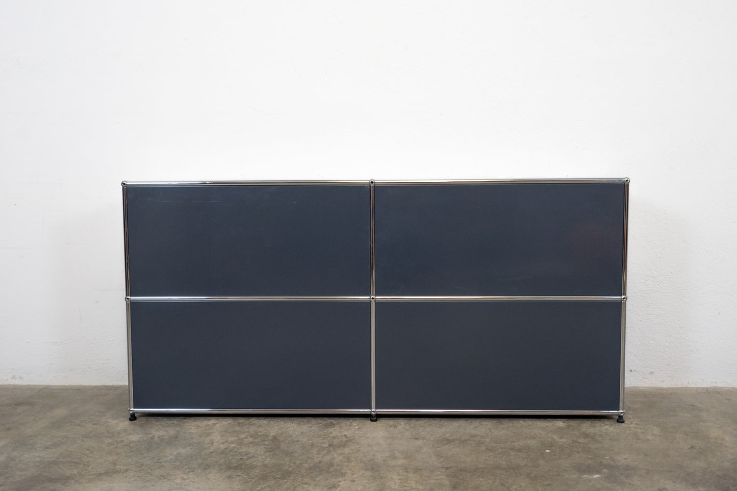 USM Haller Sideboard Anthrazitgrau Nr. 38