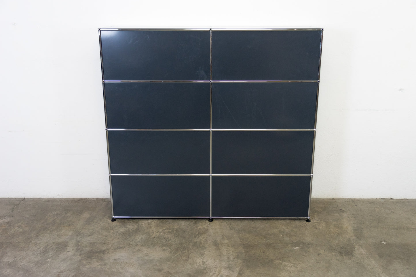 USM Haller Sideboard Anthrazitgrau Nr. 44