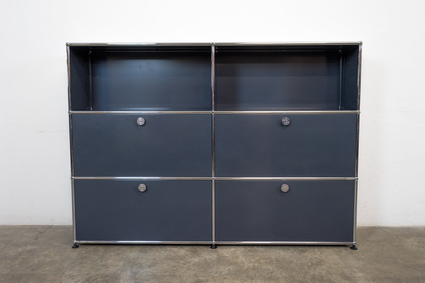USM Haller Sideboard Anthrazitgrau Nr. 45