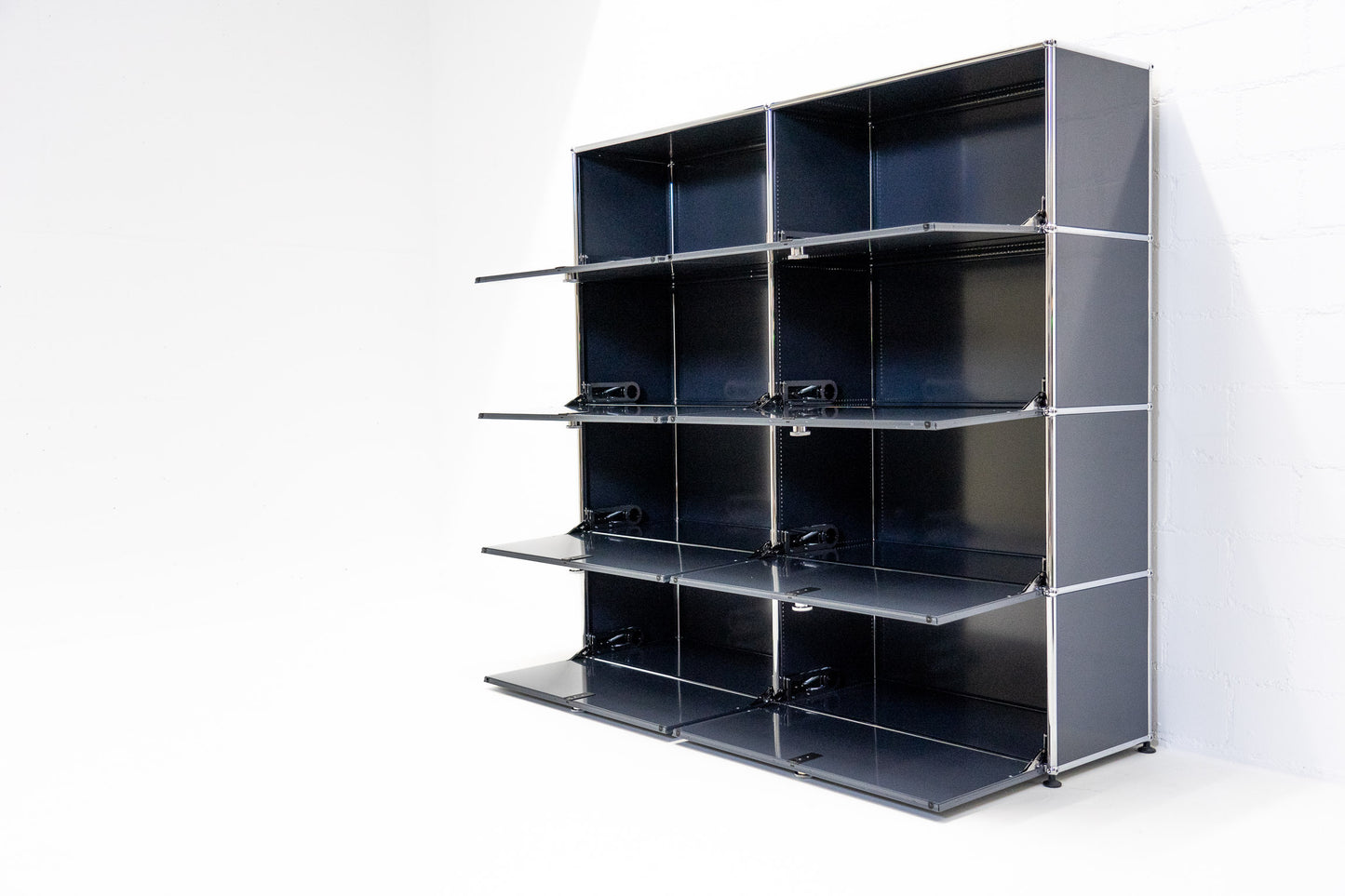 USM Haller Sideboard Anthrazitgrau Nr. 46