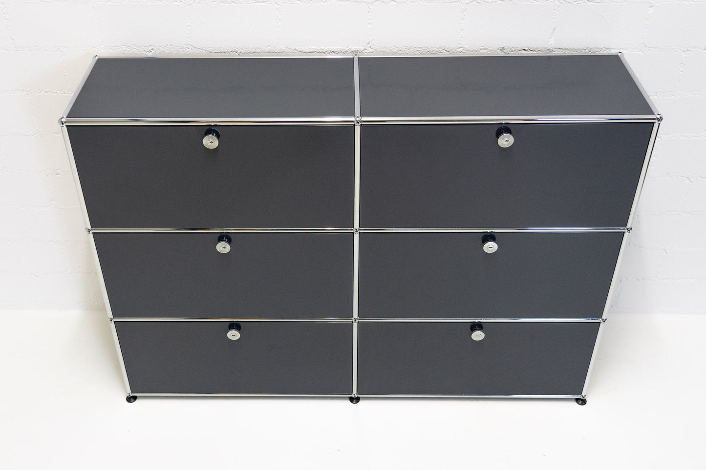 USM Haller Sideboard Anthrazitgrau Nr. 49