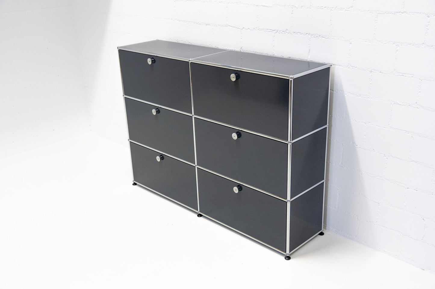 USM Haller Sideboard Anthrazitgrau Nr. 47