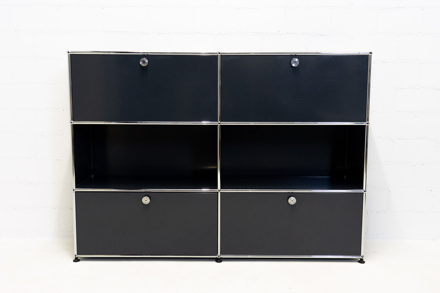 USM Haller Sideboard Anthrazitgrau Nr. 48