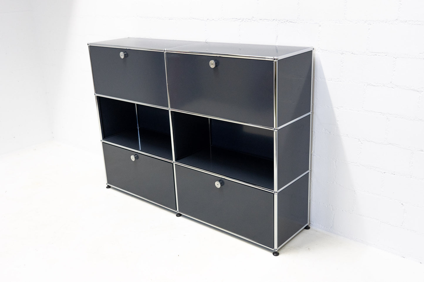 USM Haller Sideboard Anthrazitgrau Nr. 48
