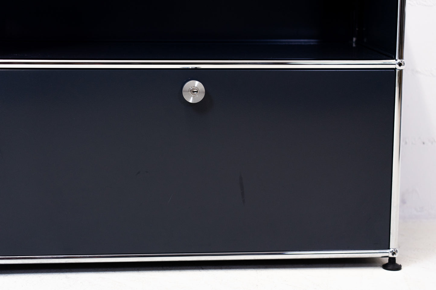 USM Haller Sideboard Anthrazitgrau Nr. 50