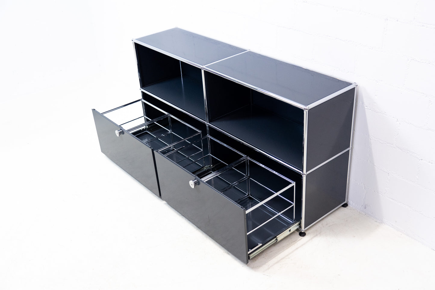 USM Haller Sideboard Anthrazitgrau Nr. 50