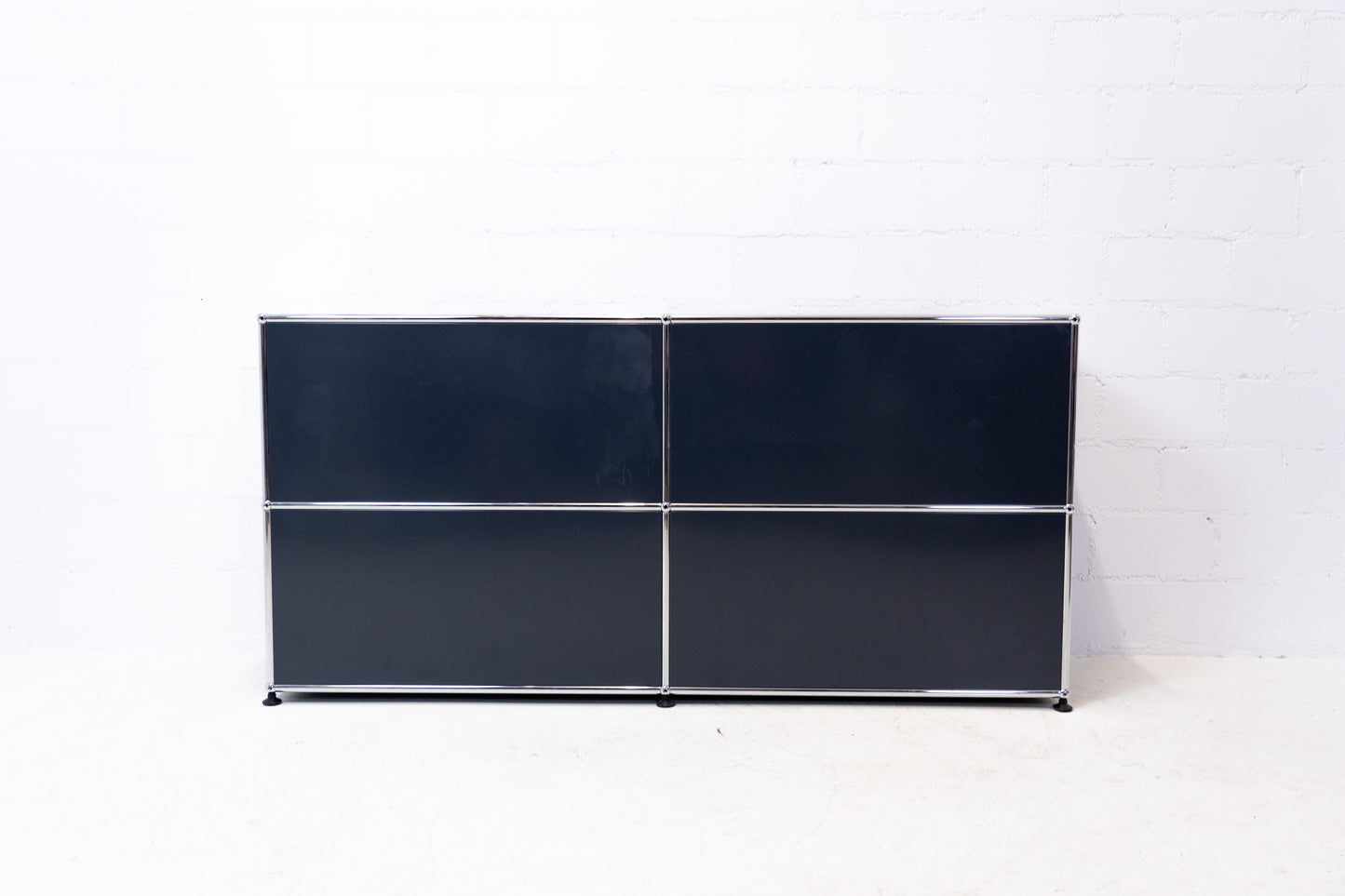 USM Haller Sideboard Anthrazitgrau Nr. 50