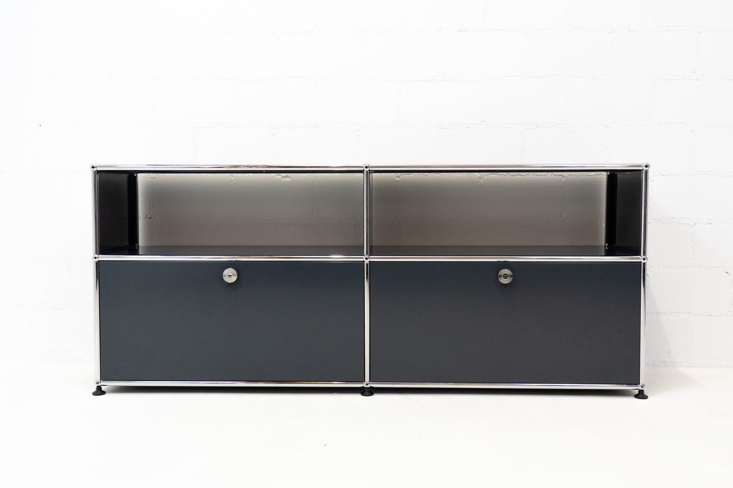USM Haller Sideboard Anthrazitgrau Nr. 52