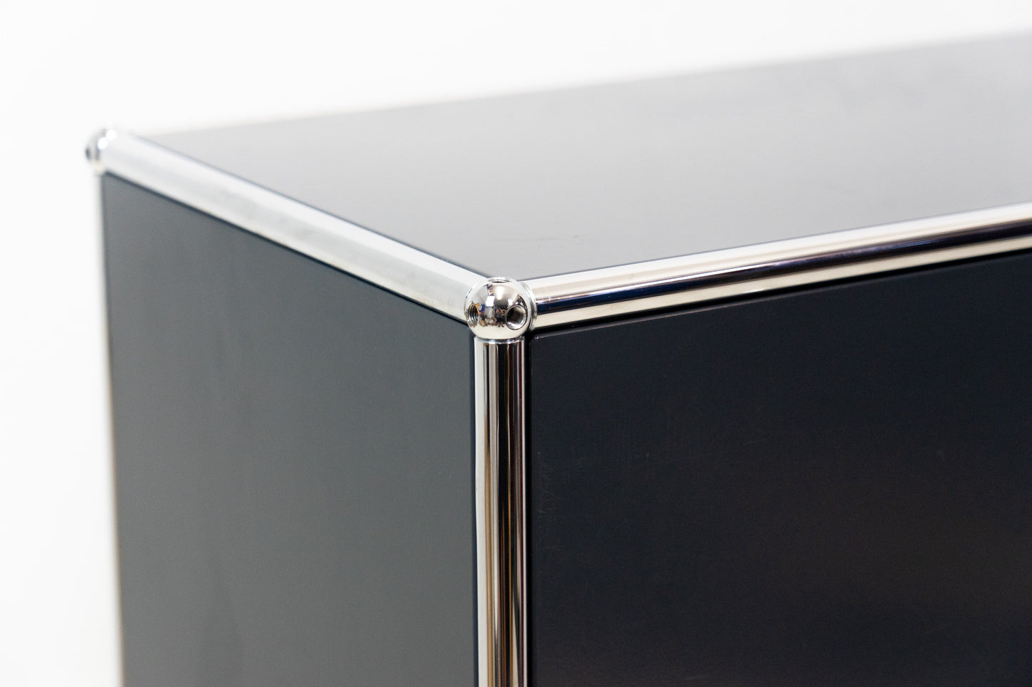 USM Haller Sideboard Anthrazitgrau Nr. 54