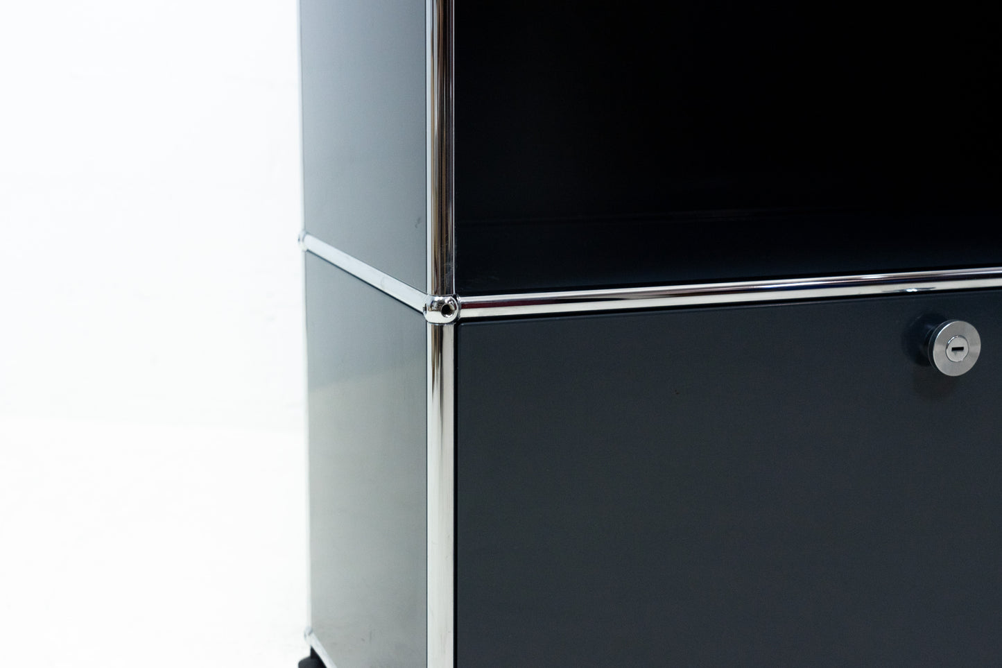 USM Haller Sideboard Anthrazitgrau Nr. 55