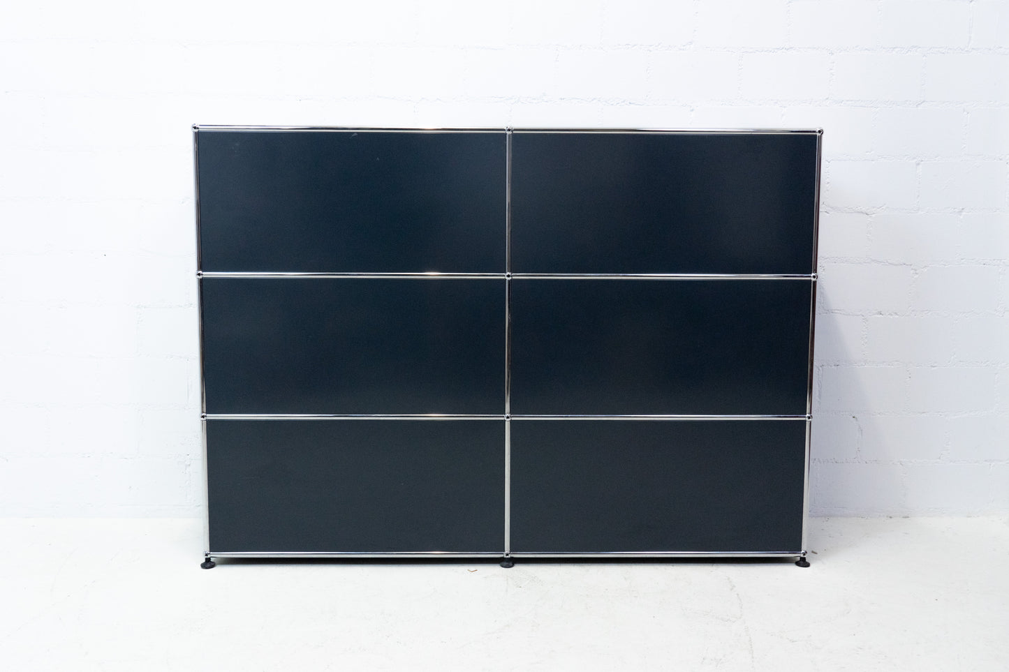 USM Haller Sideboard Anthrazitgrau Nr. 55