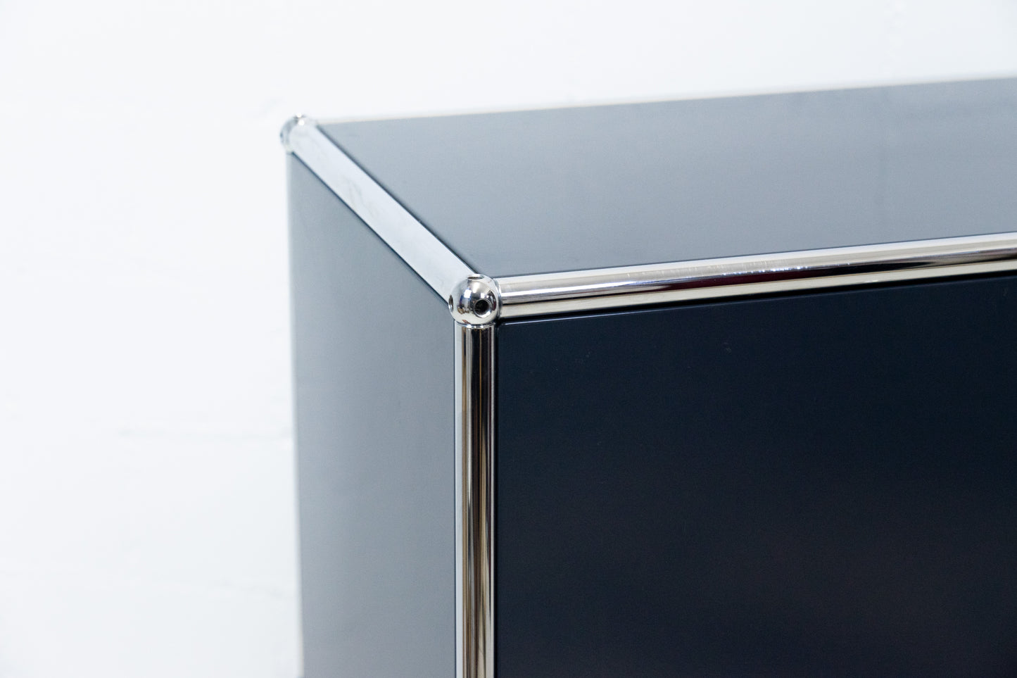 USM Haller Sideboard Anthrazitgrau Nr. 56